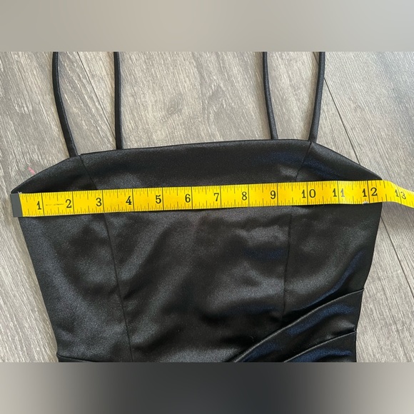 Windsor Wrapped In Stylish Satin Black Ruched Mini Dress. Size XS - Picture 8 of 11